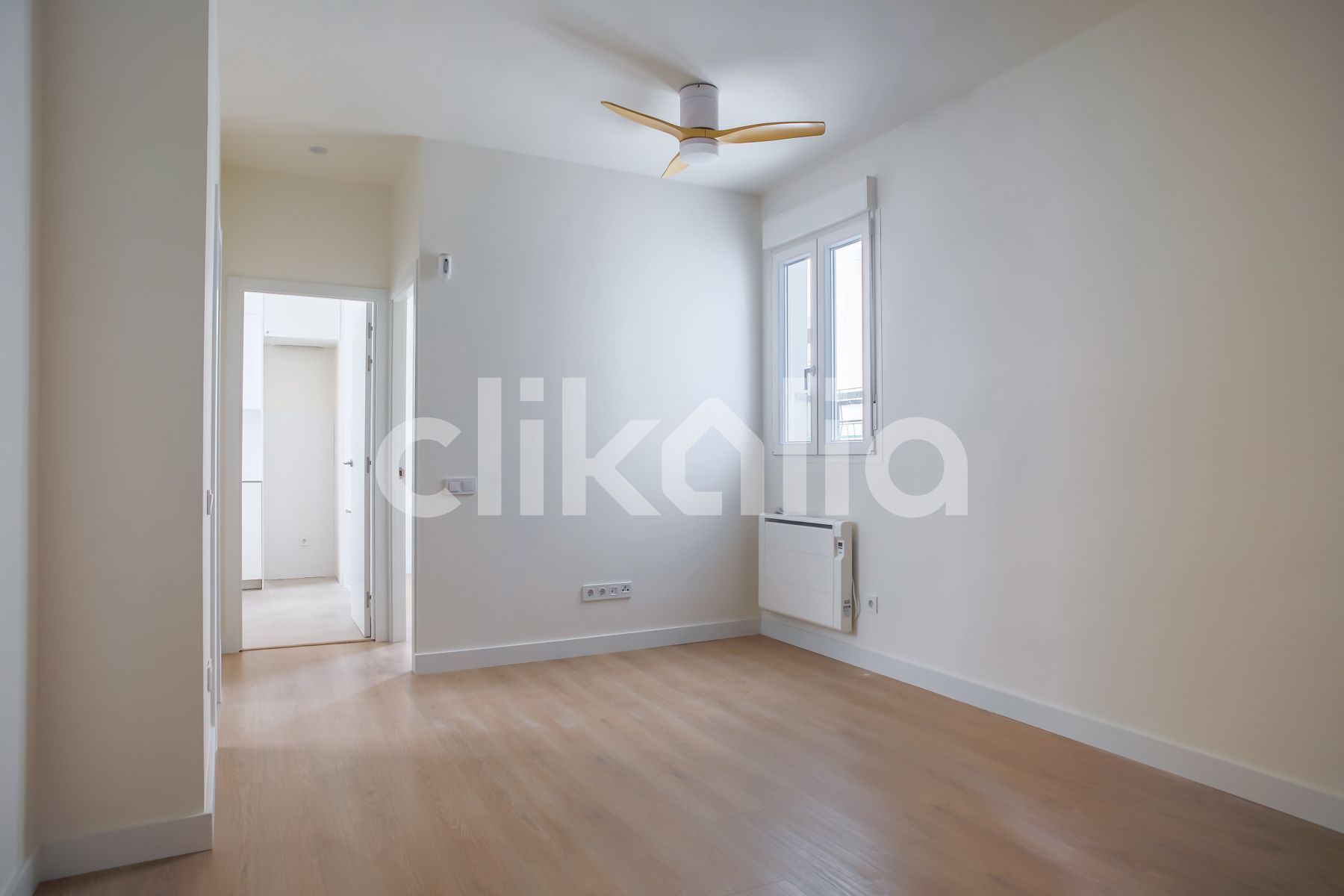 Habitación de Piso en venta en  Madrid Capital con Calefacción