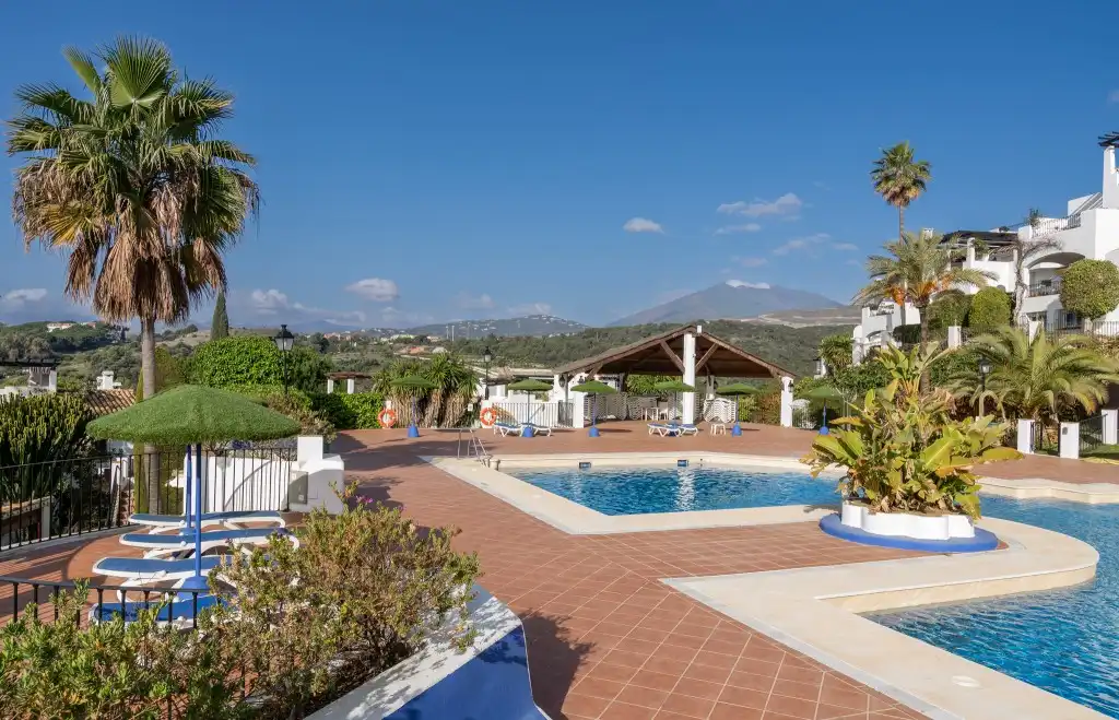 Vivienda con piscina en venta en Milla de Oro, imagen 9