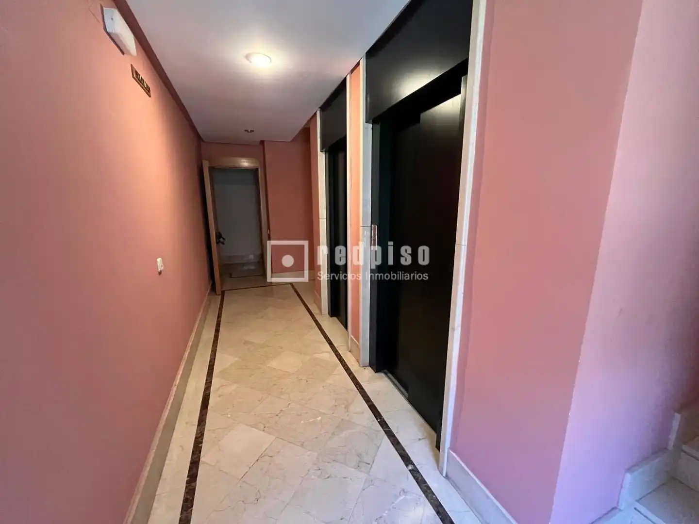 Flat for sale in Madrid  with Air Conditioner, Heating and Private garden