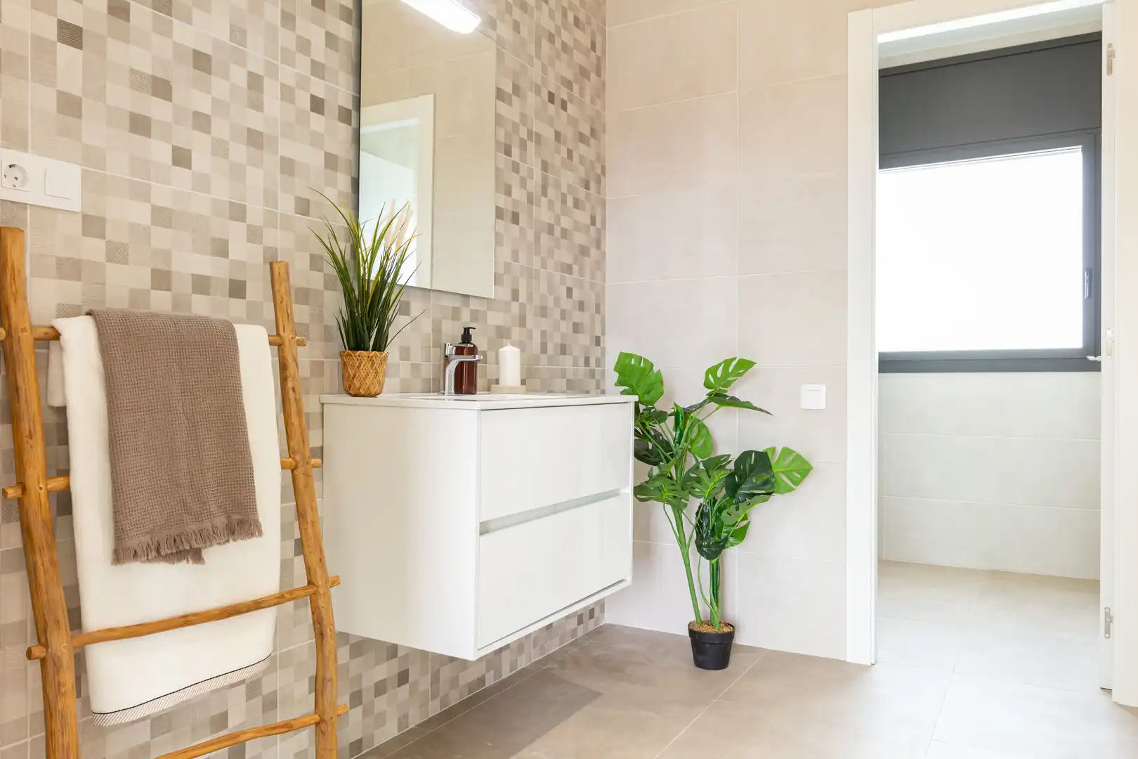 Adosado con terraza en venta en Carrer Mare de Déu de Núria, imagen 30
