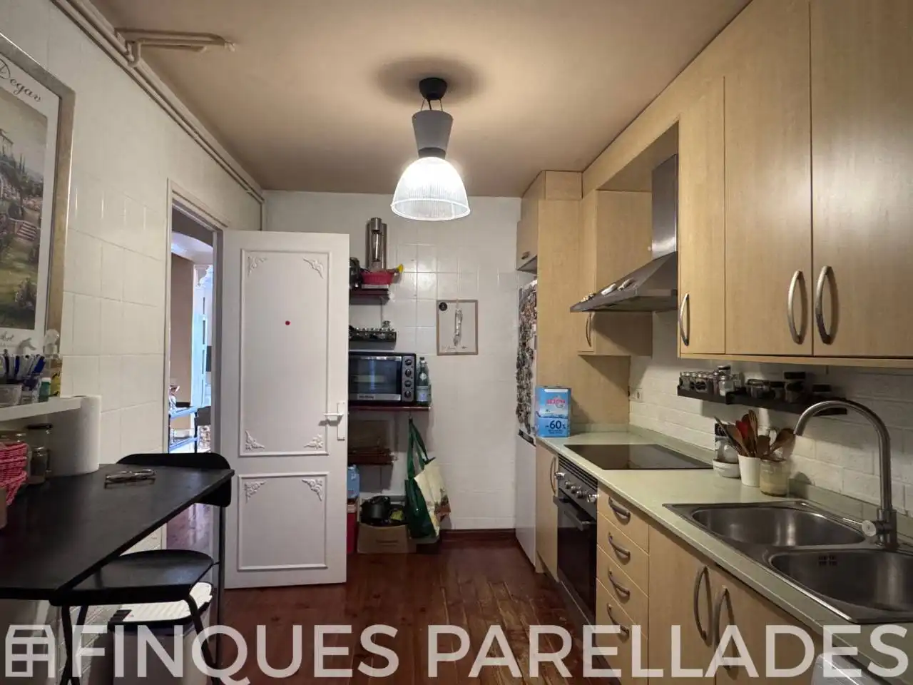 Cuina de Casa adosada en venda en Sitges amb Aire condicionat, Calefacció i Jardí privat