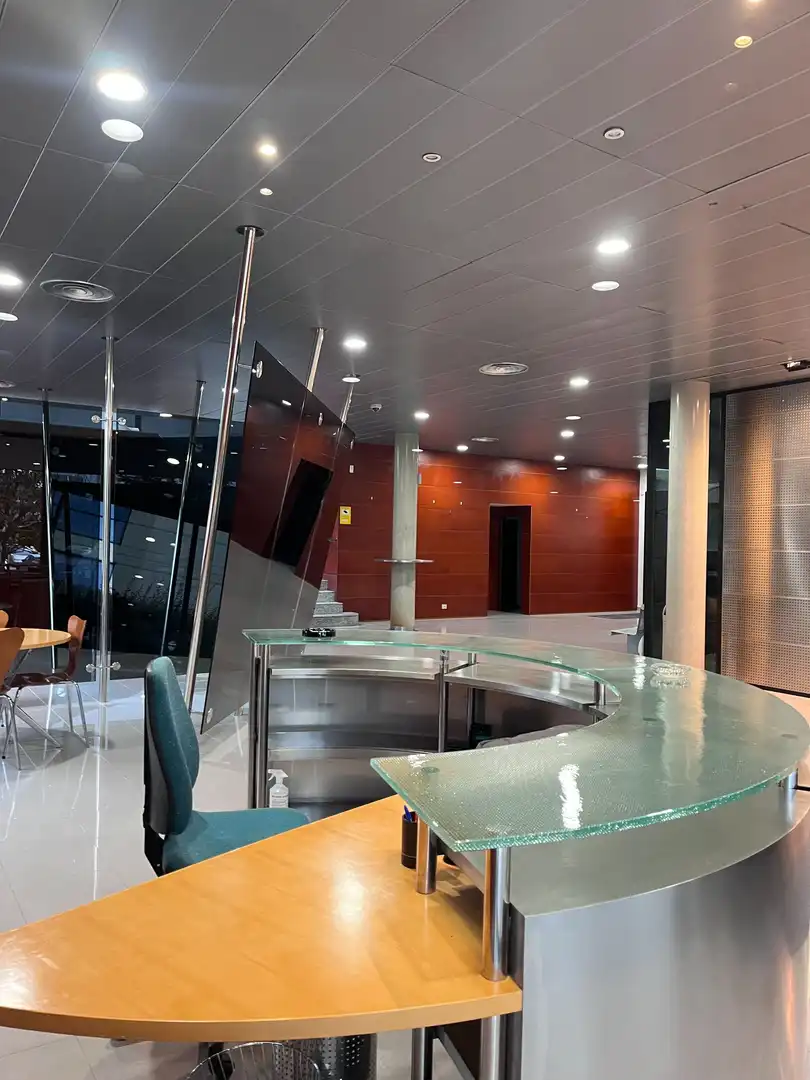 Gebäude zur Miete in Vitoria - Gasteiz