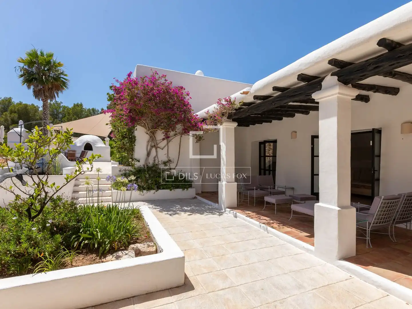 Exterior view of Country homes for sale in Santa Eulària des Riu  with Furnished