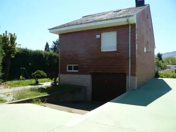 Vista exterior de Casa o chalet en venta en Castropodame con Calefacción, Terraza y Trastero