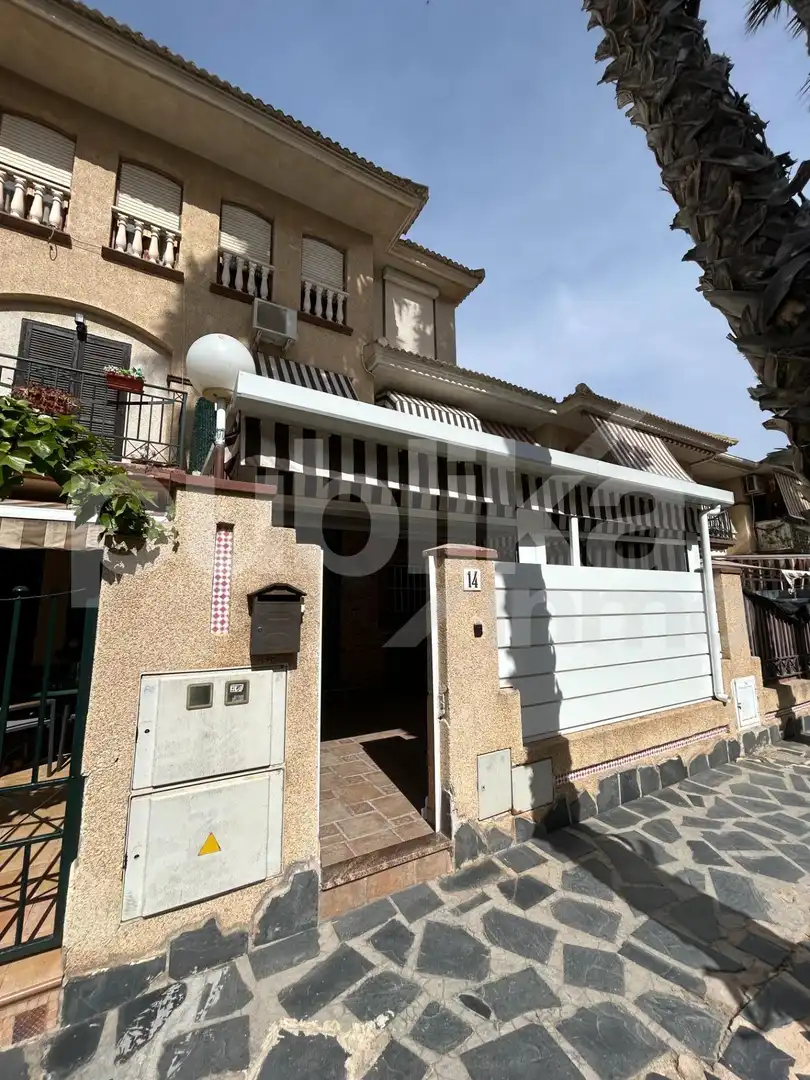 Außenansicht von Maisonette zum Verkauf in Santa Pola mit Terrasse