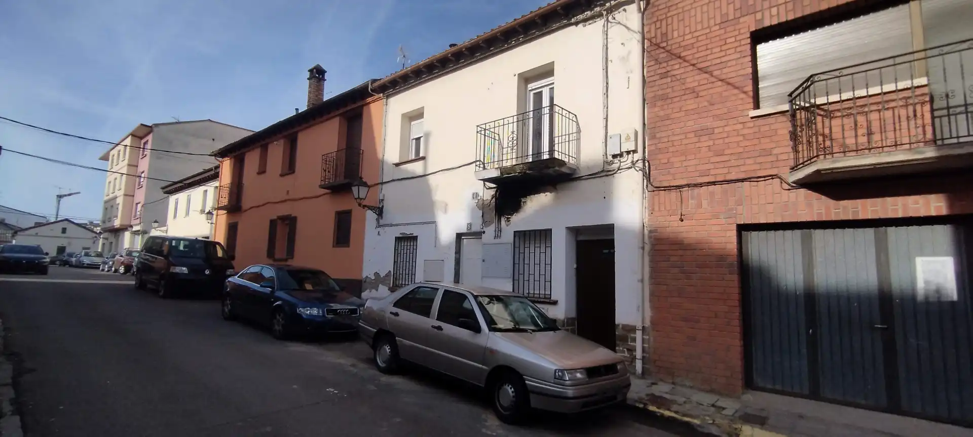 Vista exterior de Casa adosada en venta en Sabiñánigo con Jardín privado y Balcón