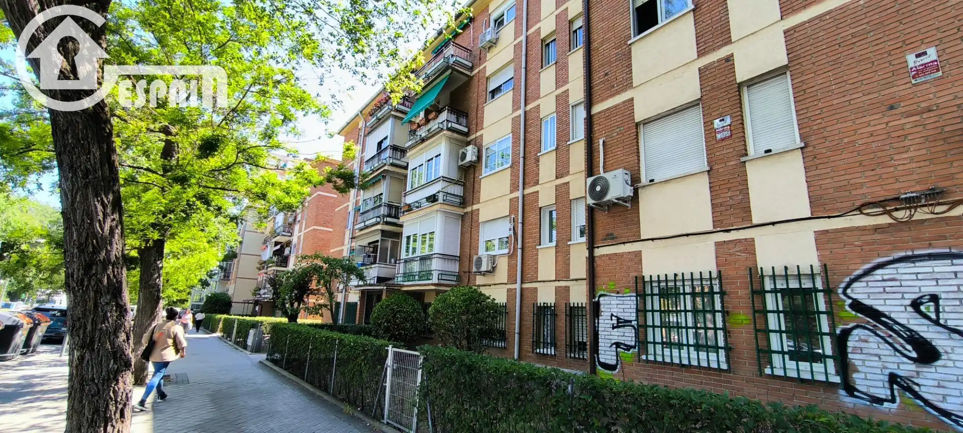 Vista exterior de Pis en venda en Madrid amb Aire condicionat i Calefacció