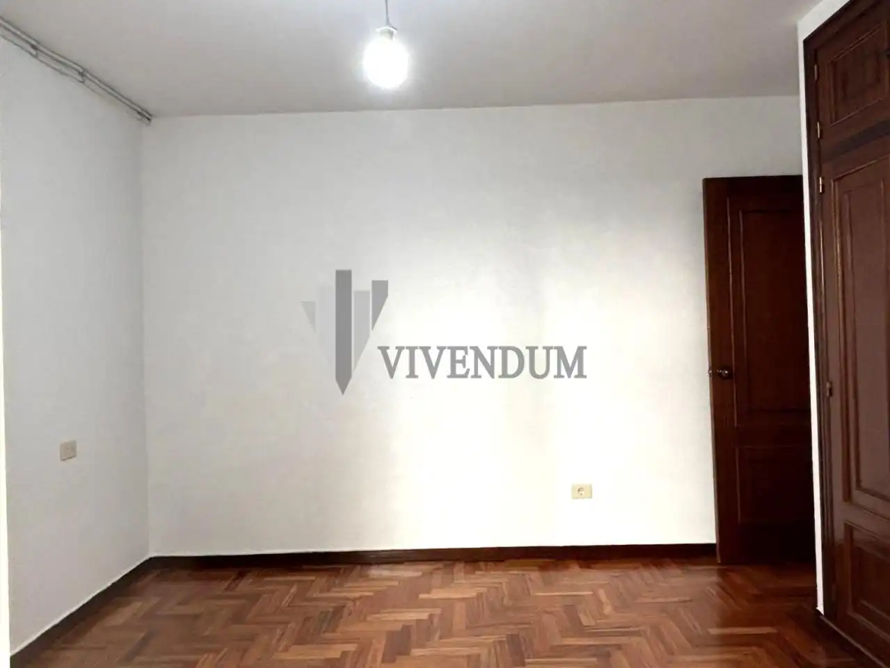 Habitación de Piso de alquiler en Vigo  con Calefacción, Parquet y Terraza