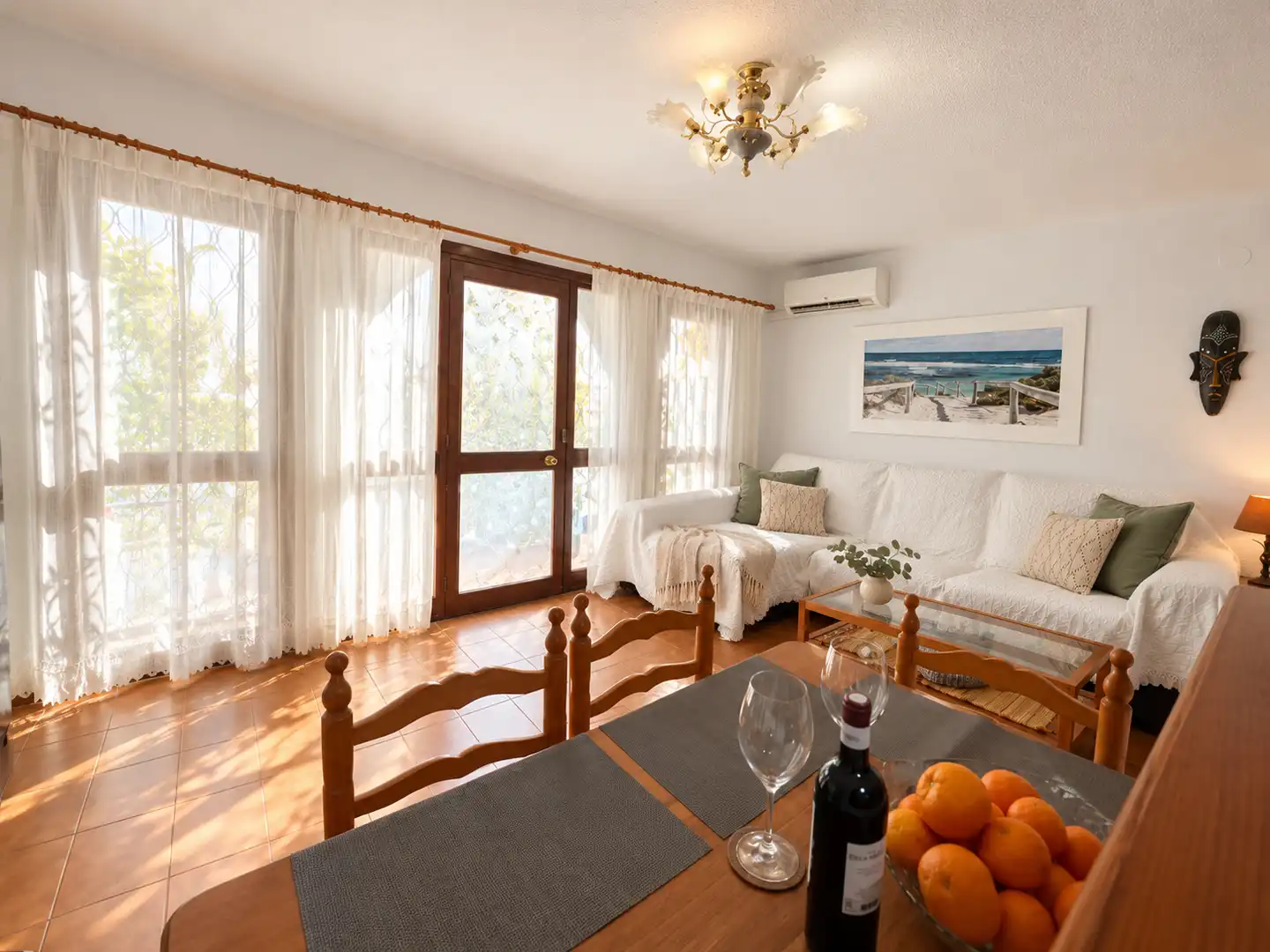 Sala d'estar de Casa adosada de lloguer en Pueblo Español - Coveta Fumá