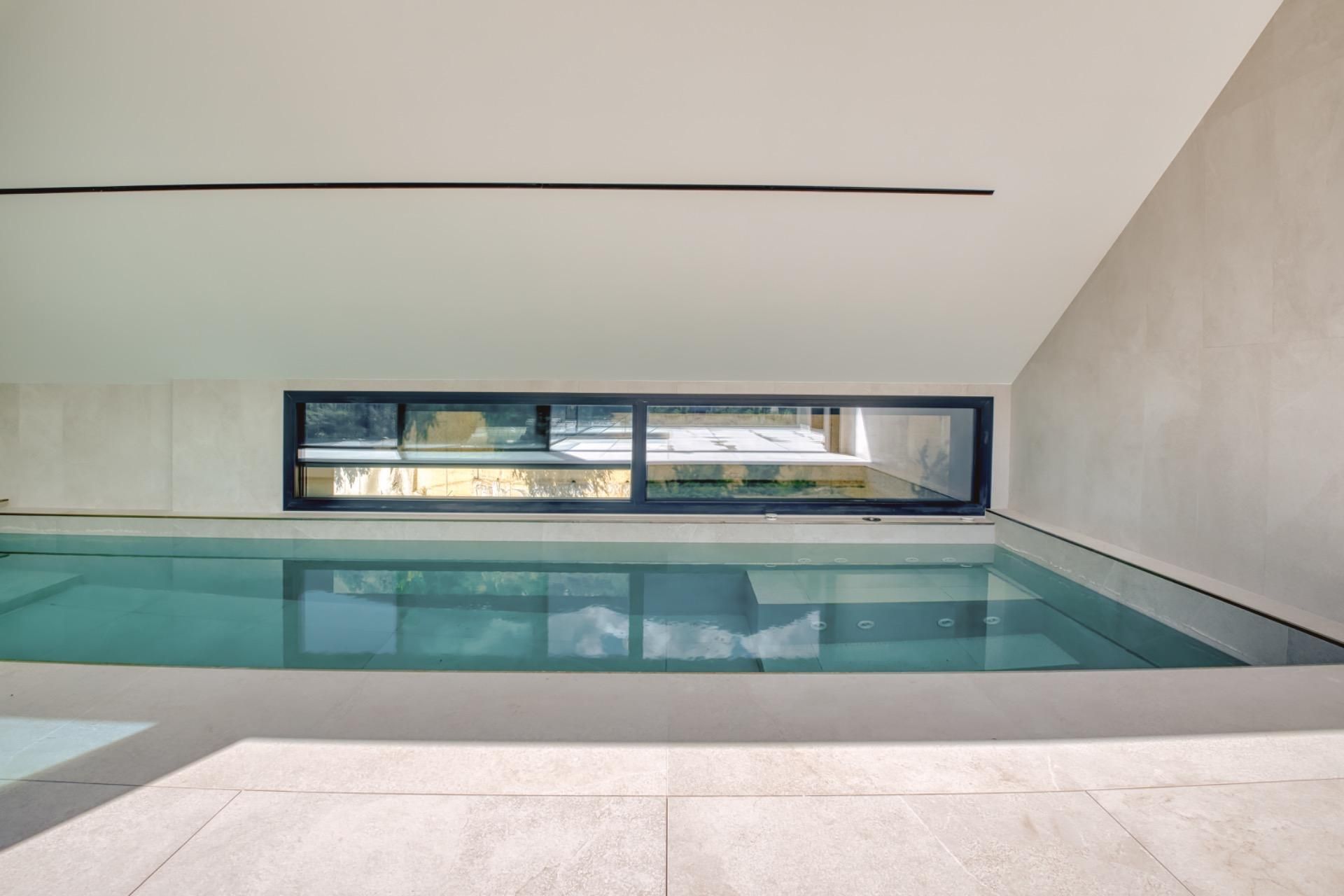 Piscina de Apartamento en venta en Andorra la Vella con Aire acondicionado, Calefacción y Parquet