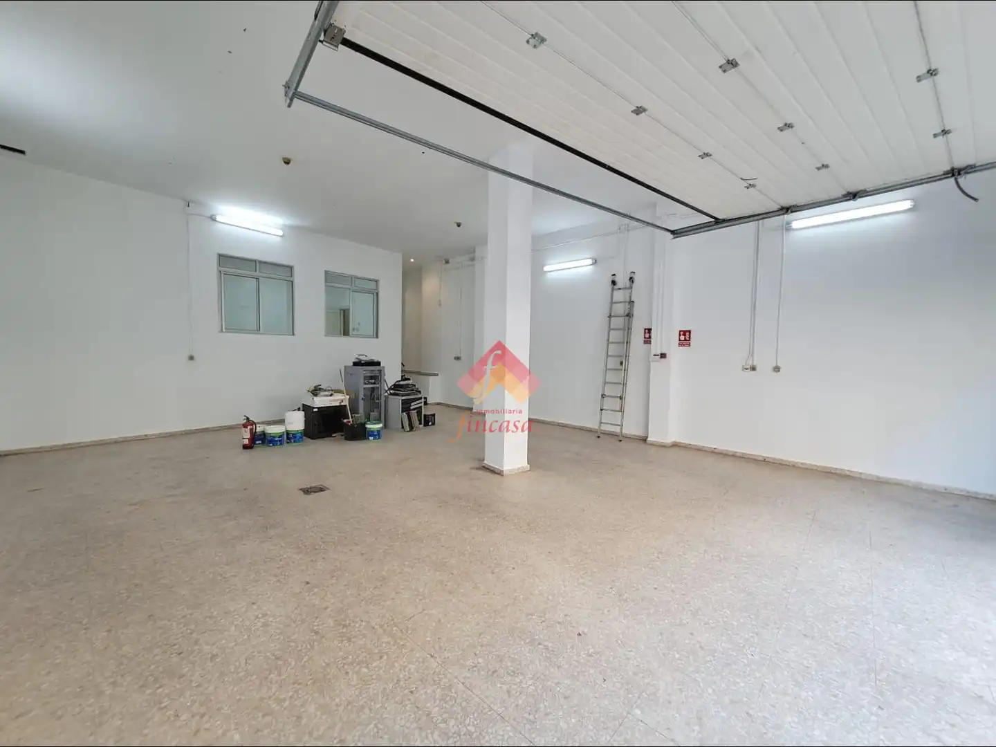 Commercial properties for rent in Ronda  with Air Conditioner