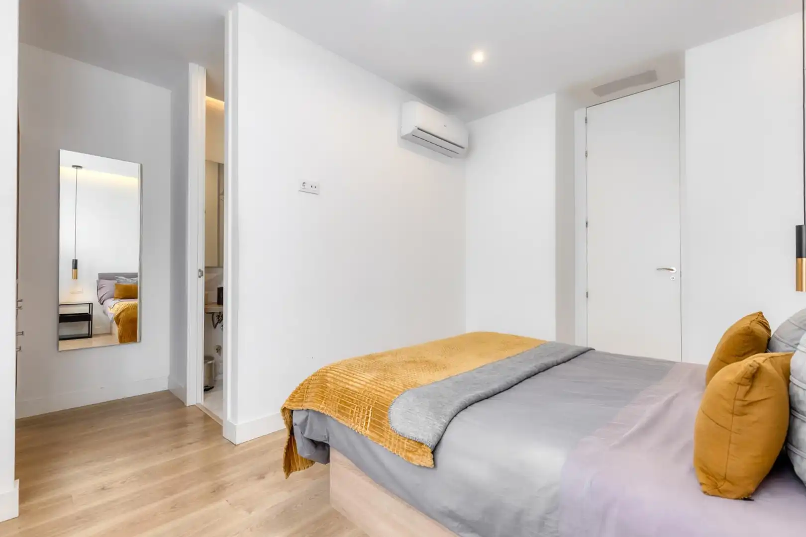 Habitación de Ático en venta en Madrid con Aire acondicionado, Calefacción y Terraza