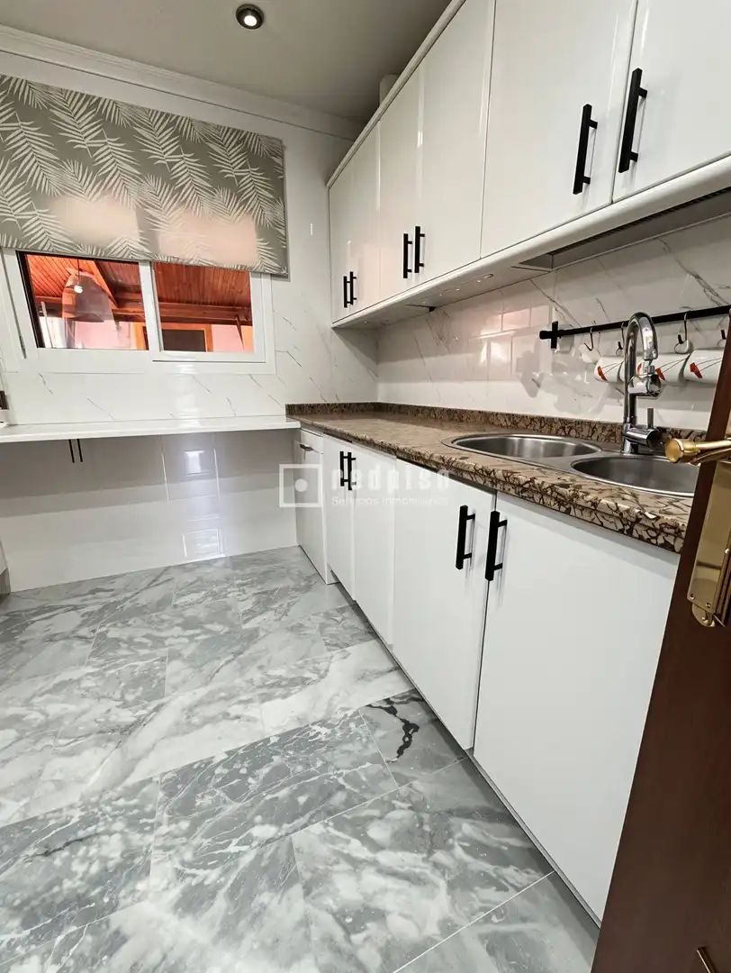 Cocina de Casa o chalet en venta en Mairena del Aljarafe con Aire acondicionado, Terraza y Trastero