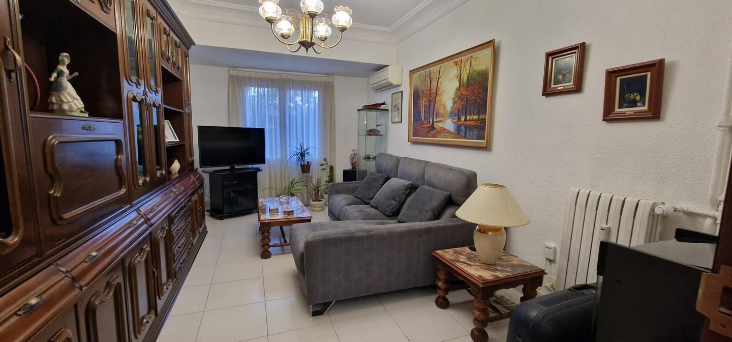 Living room of Flat for sale in  Zaragoza Capital  with Air Conditioner, Heating and Terrace