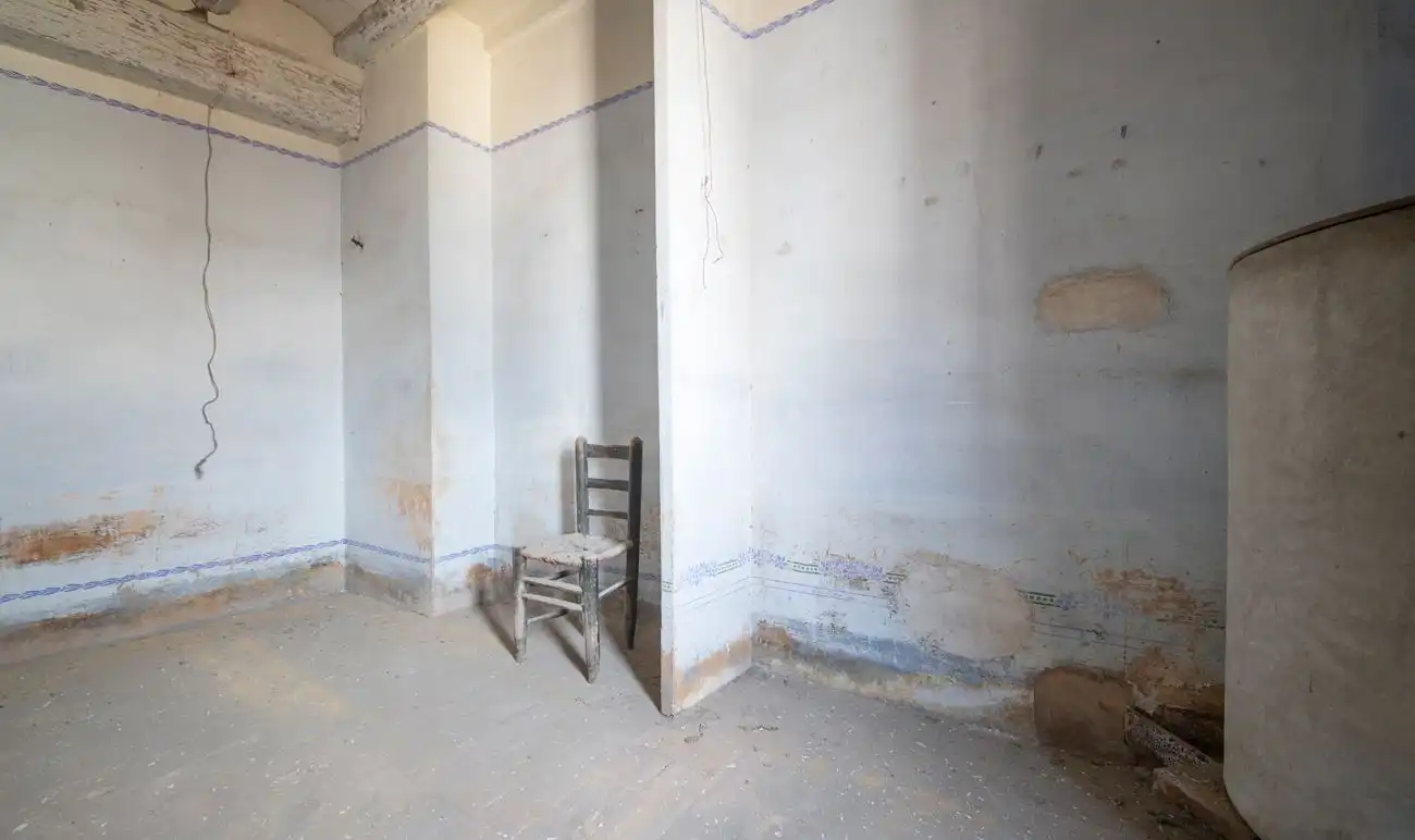 Buildings for sale in Torrelavit