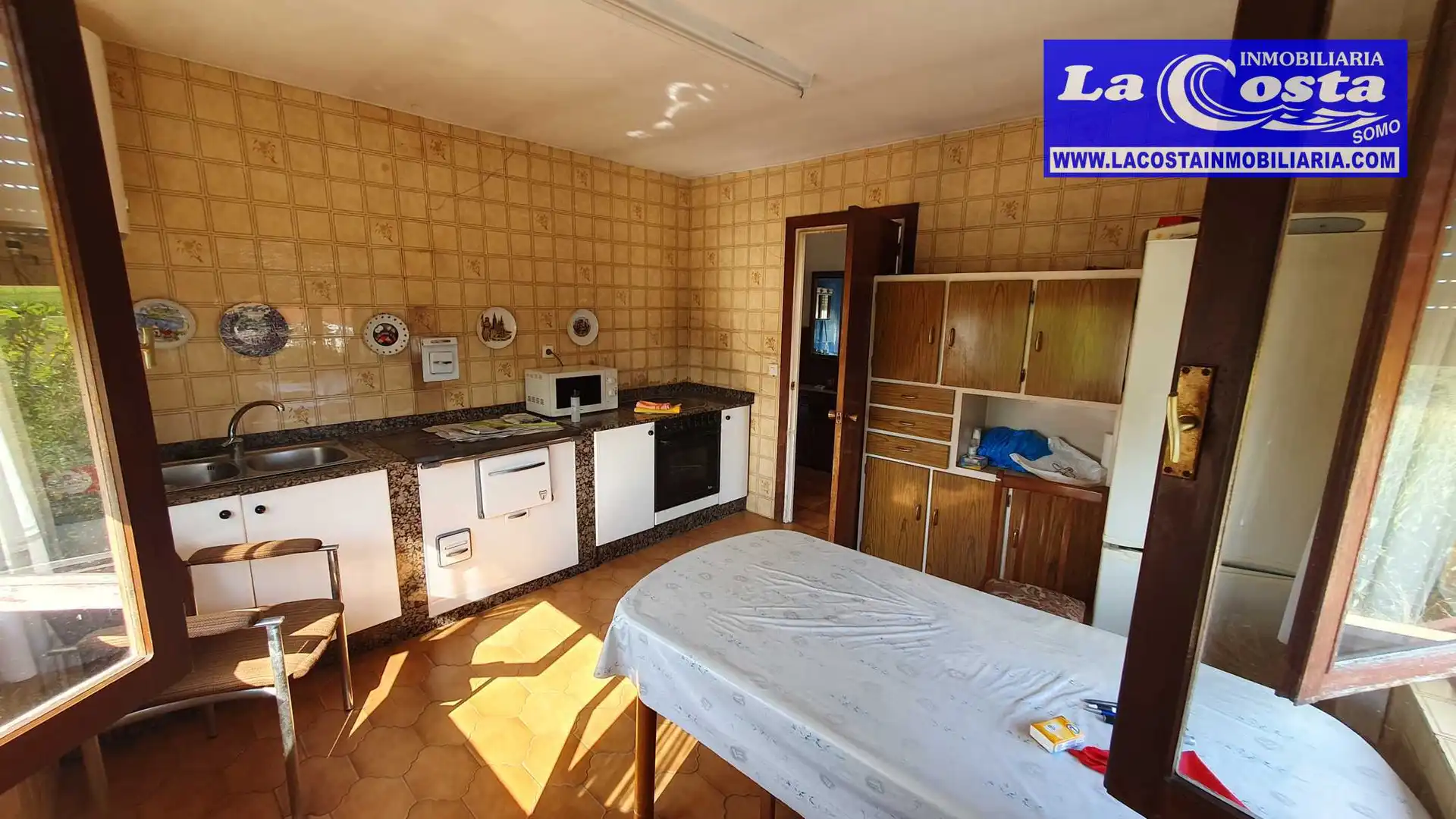 Cocina de Casa o chalet en venta en Ribamontán al Mar con Jardín privado y Amueblado