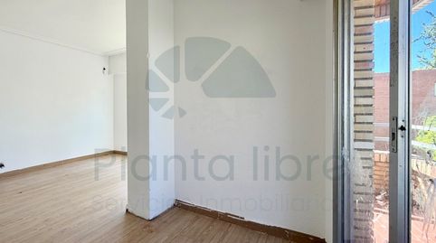 Piso de 4 habitaciones con patio, balcones y trastero en Logroño, image 4