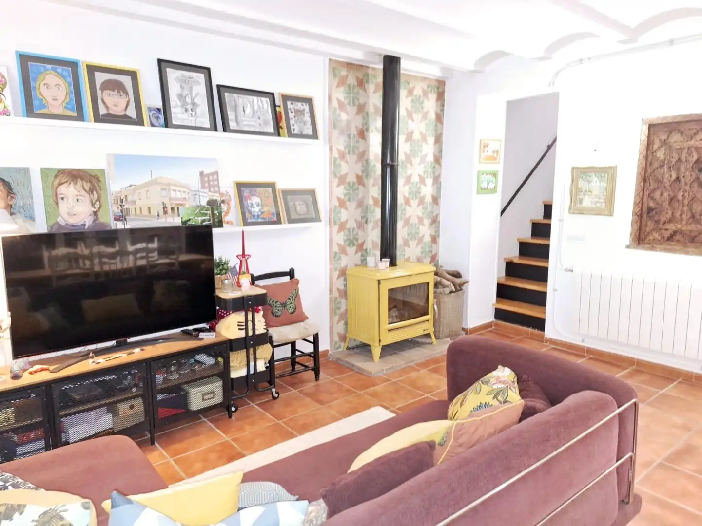 Sala de estar de Casa adosada en venta en El Pinós / Pinoso con Aire acondicionado, Calefacción y Terraza