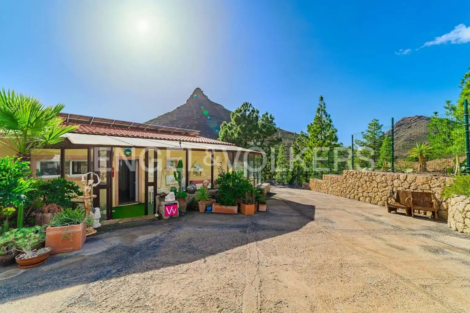 Exterior view of Houses for sale in Vilaflor de Chasna  with Terrace and Furnished