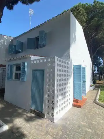 Vista exterior de Casa o chalet en venta en Islantilla con Terraza y Amueblado