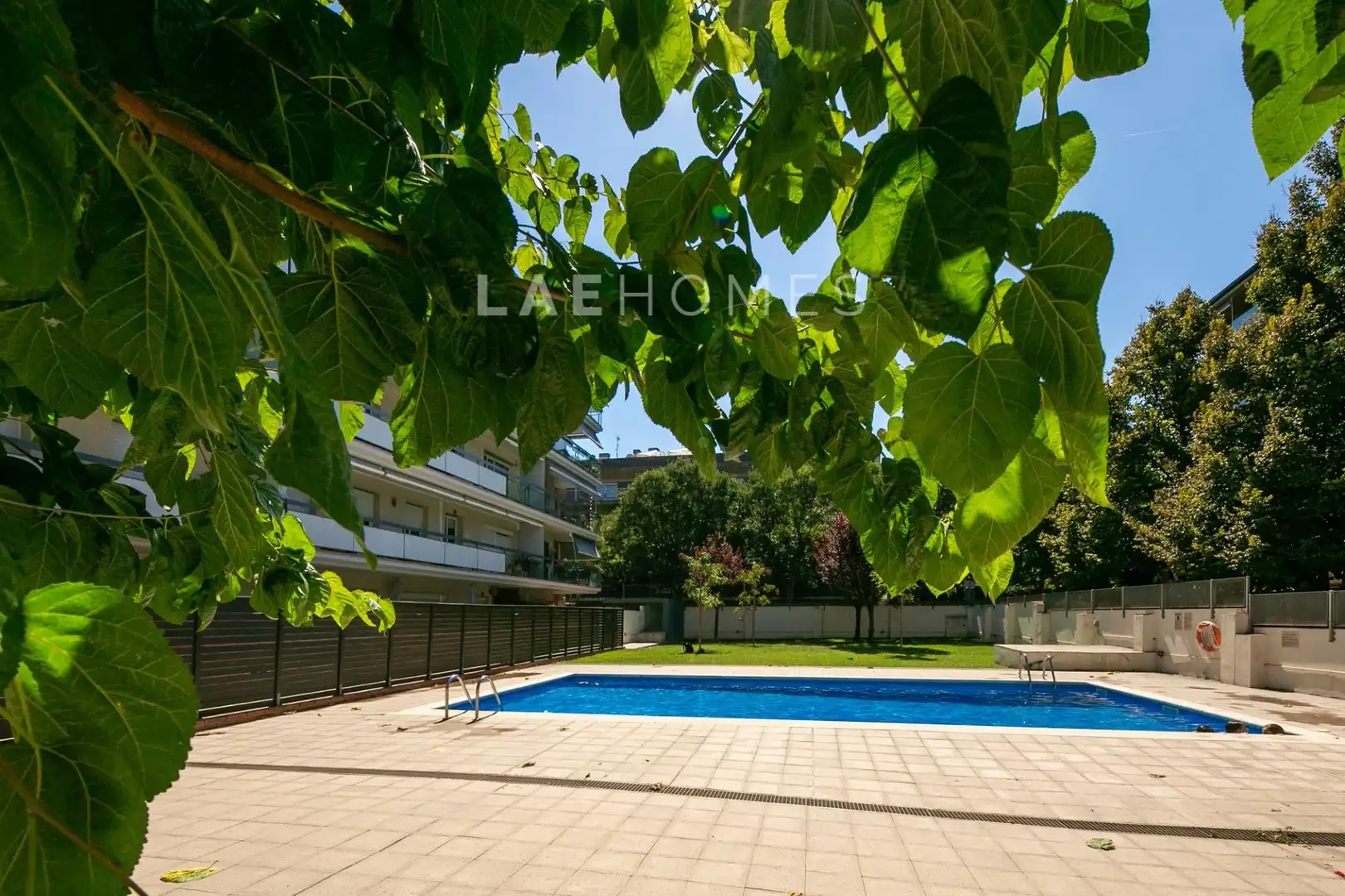 Schwimmbecken von Dachboden zum Verkauf in Sant Cugat del Vallès mit Klimaanlage, Heizung und Privatgarten