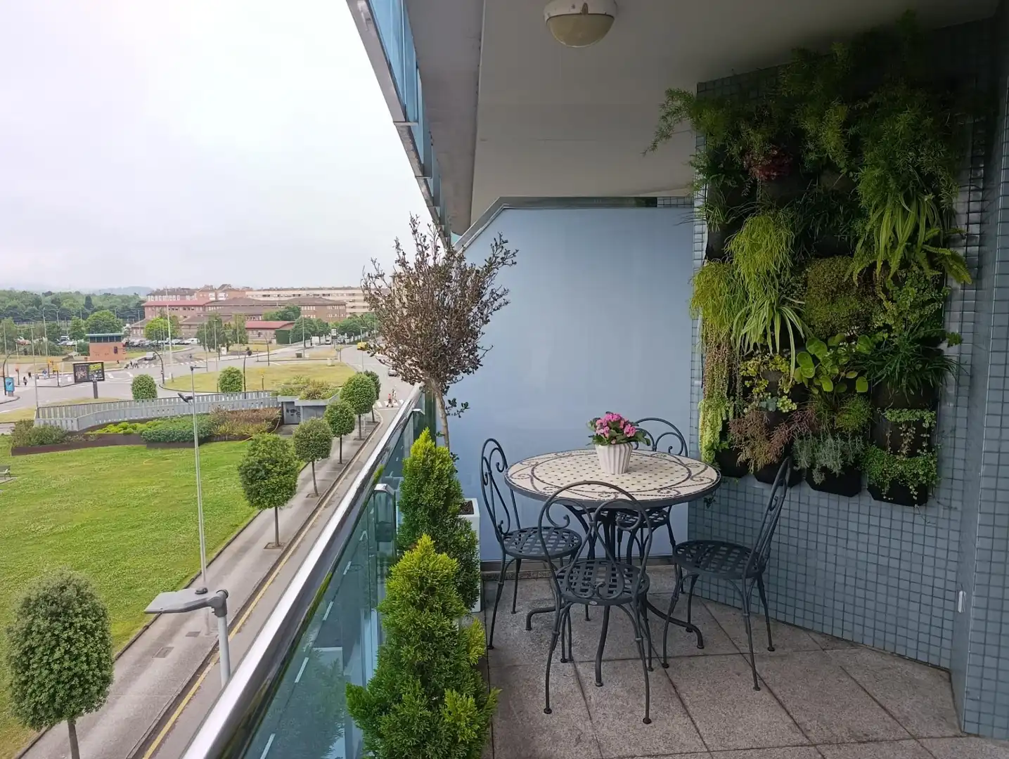 Terrassa de Pis en venda en Gijón  amb Calefacció, Terrassa i Traster