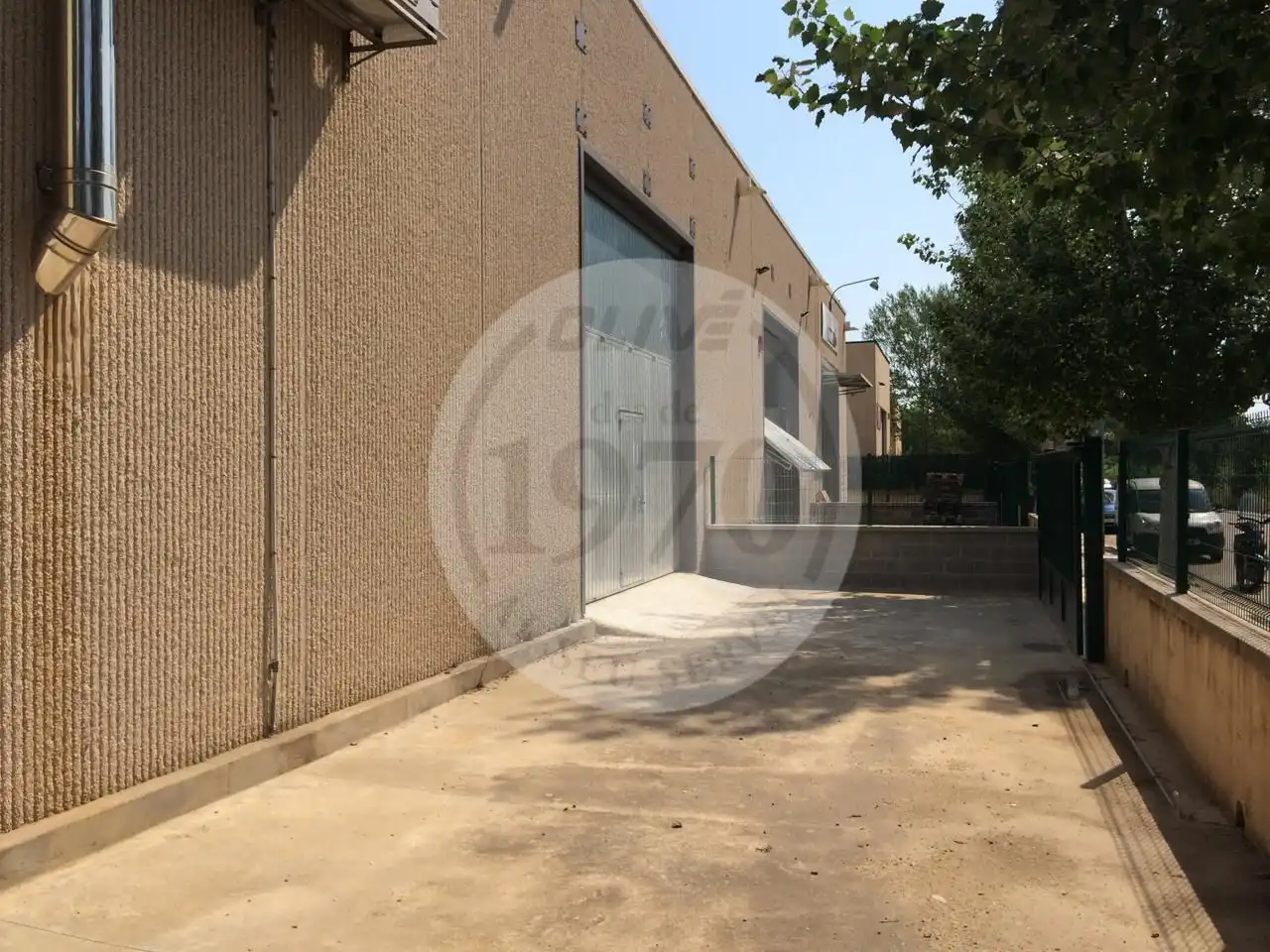Fabrikhallen zur Miete in calle del Camí Vell, Fenals