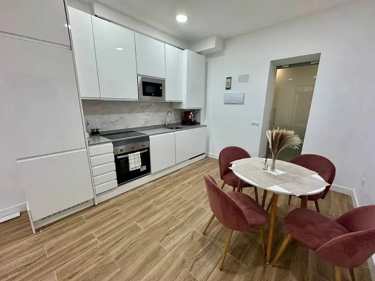 Cuina de Estudi en venda en Sant Feliu de Llobregat amb Aire condicionat, Calefacció i Parquet