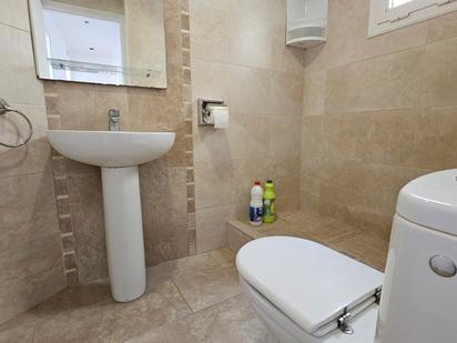 Bathroom of Flat for sale in Sabadell  with Balcony