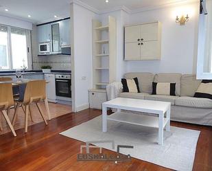 Living room of Flat to rent in Bilbao   with Heating