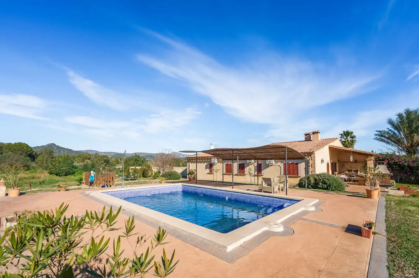 Casa rústica con piscina en venta en Artà Poble, imagen 2