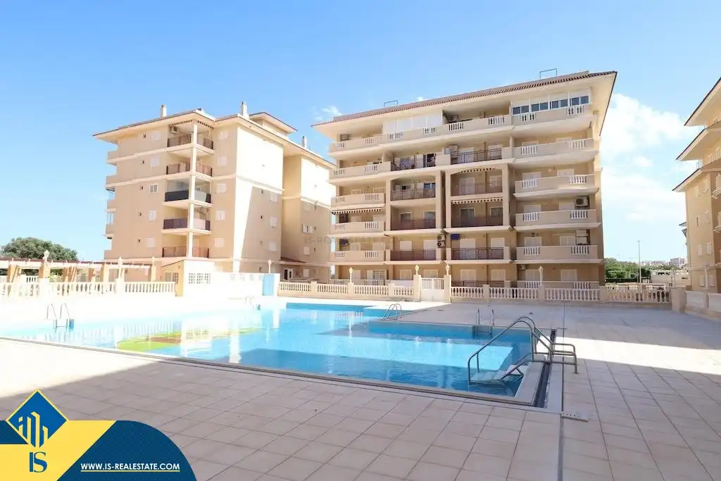 Pis amb piscina en venda a La Mata, imagen 16