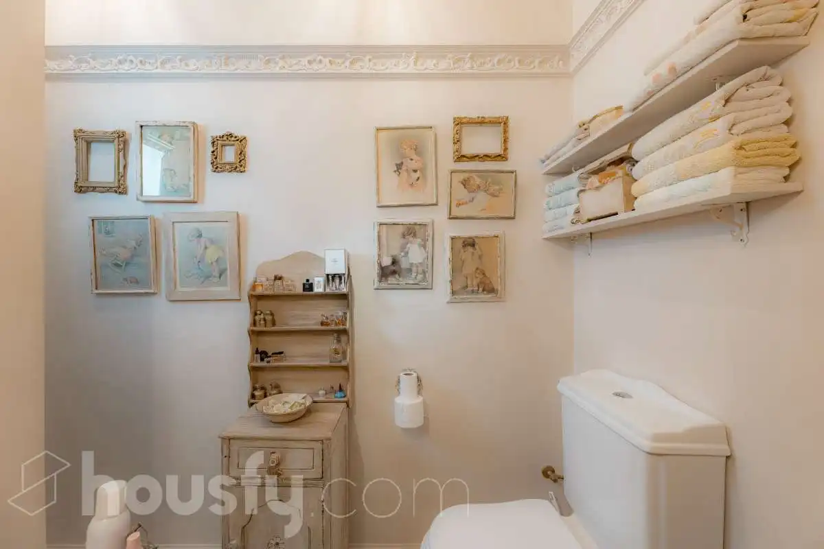 Bany de Casa o xalet en venda en Vallirana, Barcelona