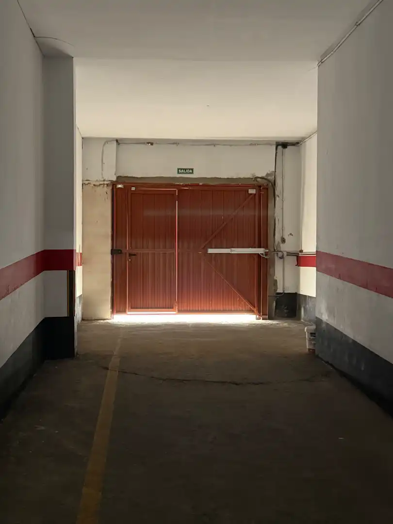 Parkplatz von Garage zur Miete in Alboraya mit Alarm