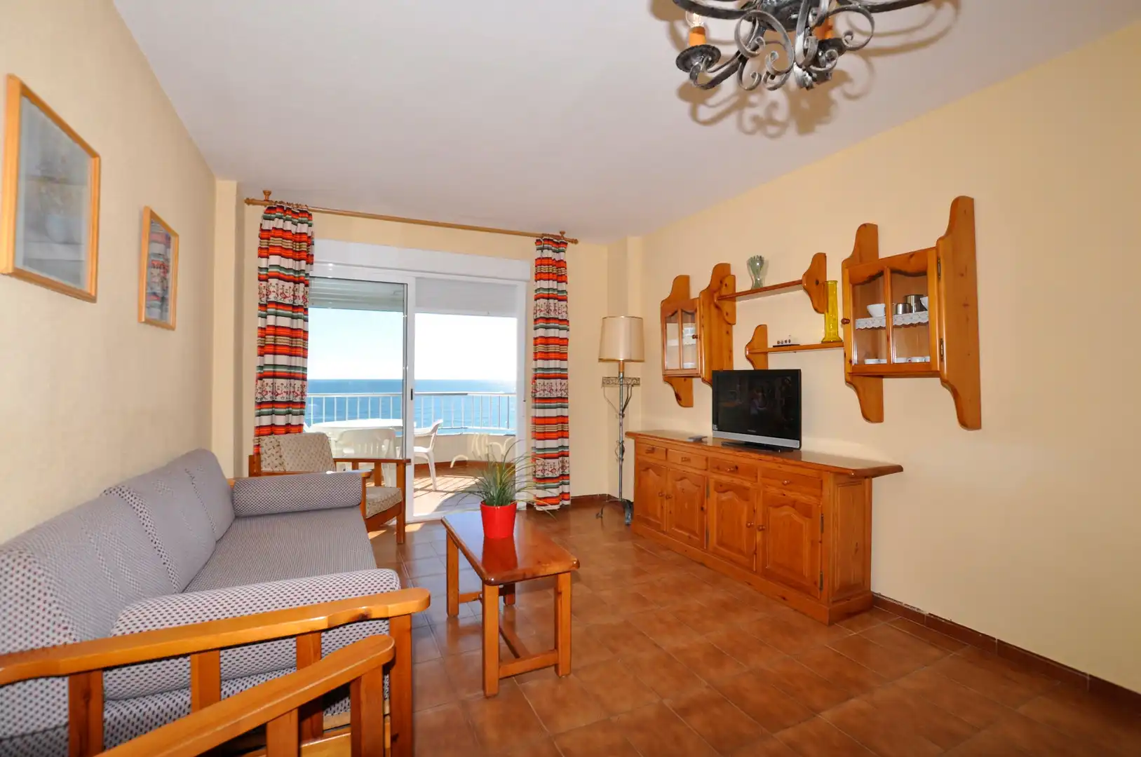 Schlafzimmer von Wohnungen zur Miete in Almuñécar mit Terrasse, Möbliert und Ofen