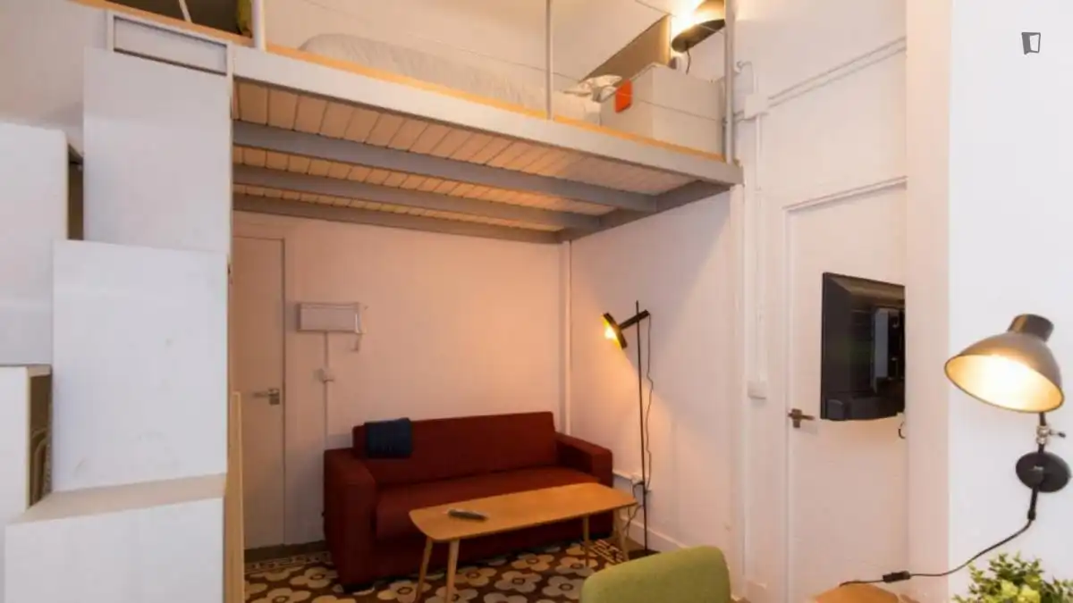 Study for rent in San Matías - Realejo