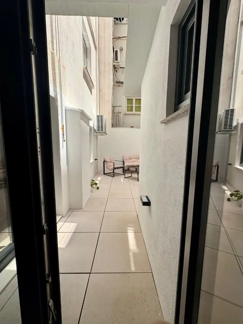 Estudi de lloguer a Plaça del Ceramista Gimeno, Malilla