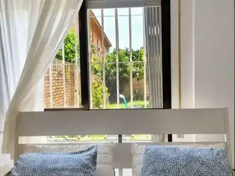 Außenansicht von Wohnung zur Miete in Málaga mit Privatgarten und Schwimmbad