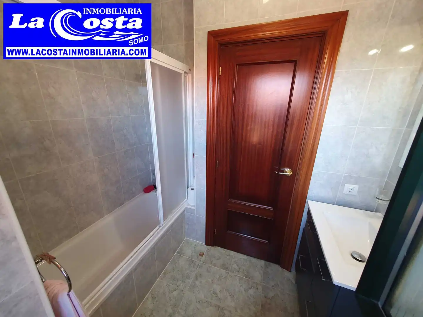 Bathroom of Houses for sale in Ribamontán al Mar  with Heating, Private garden and Terrace