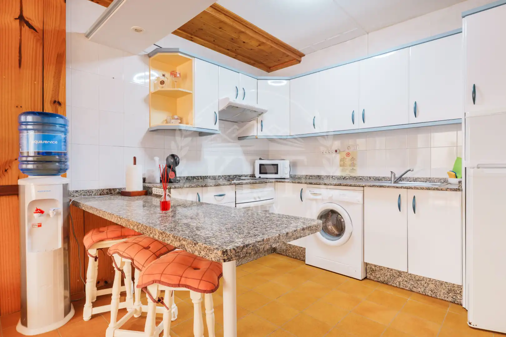 Kitchen of Buildings for sale in Granadilla de Abona  with Alarm and Community pool