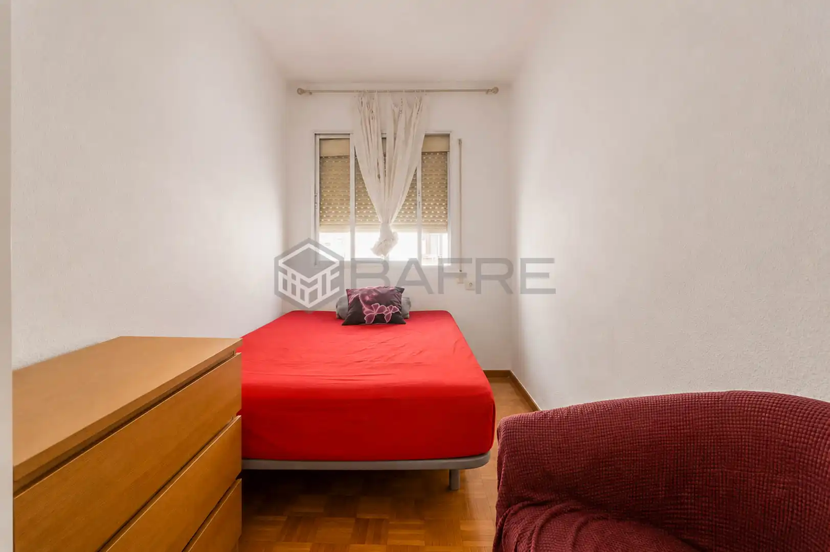 Habitación de Piso en venta en Madrid con Calefacción