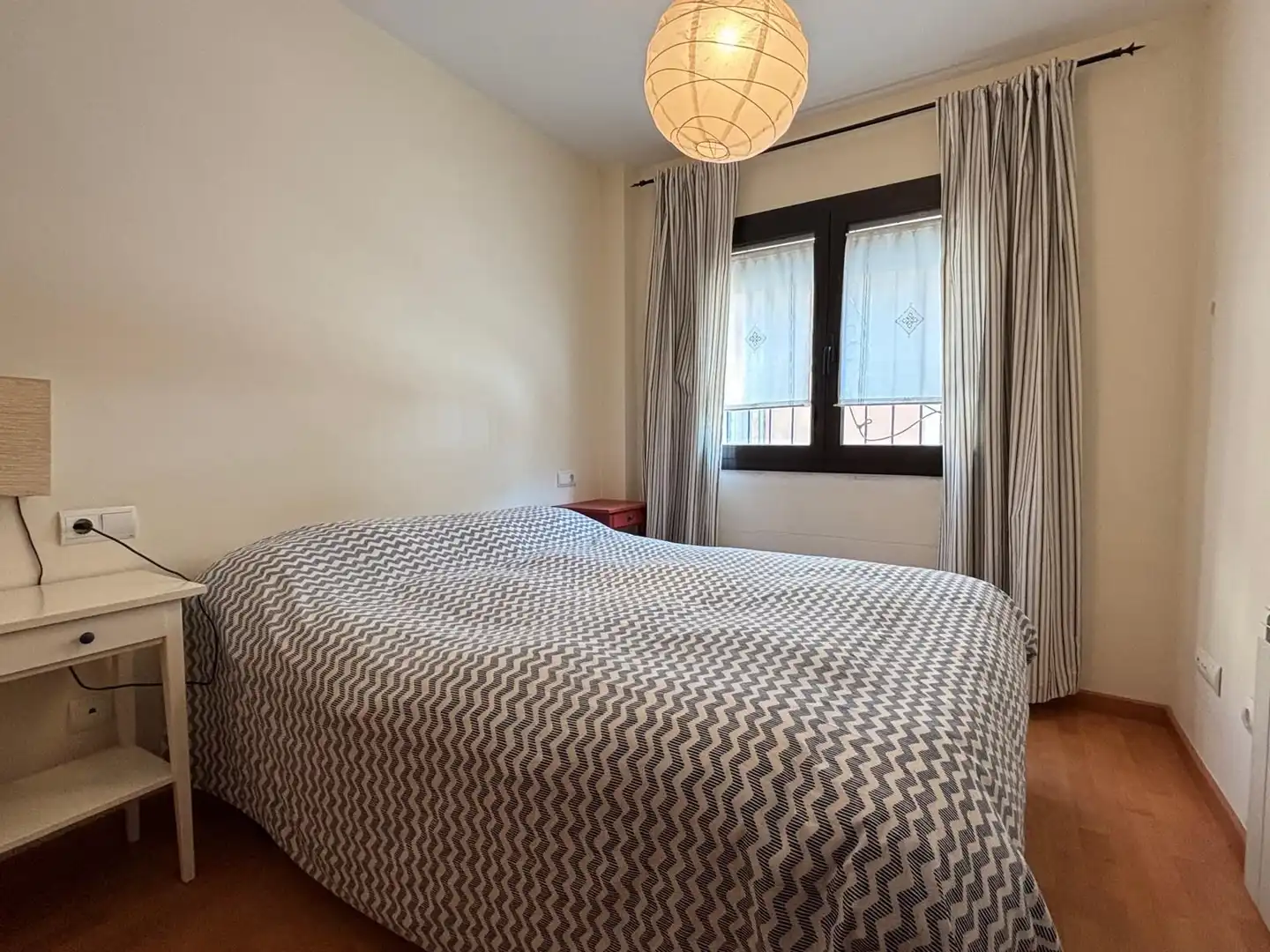 Habitación de Piso de alquiler en Sant Joan de les Abadesses con Calefacción y Amueblado