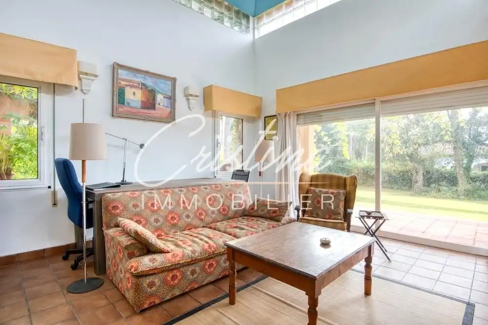 Sala de estar de Casa o chalet en venta en Santa Cristina d'Aro con Calefacción, Jardín privado y Terraza