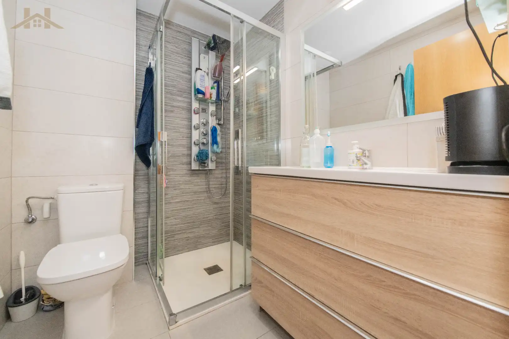 Bathroom of Flat for sale in Móstoles  with Air Conditioner, Heating and Terrace