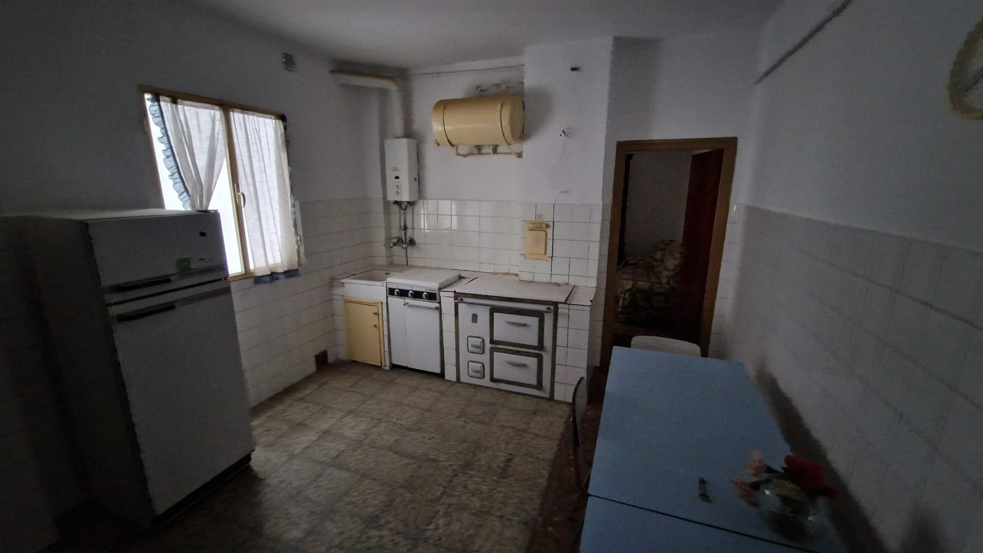Kitchen of Flat for sale in Ponferrada  with Heating and Storage room