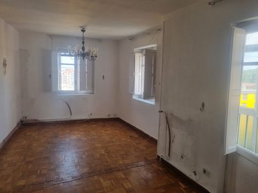 Piso con ascensor en venta en Avenida Cantabria 13