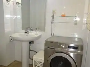 Bathroom of Flat for rent in Gijón   with Heating, Parquet flooring and Furnished