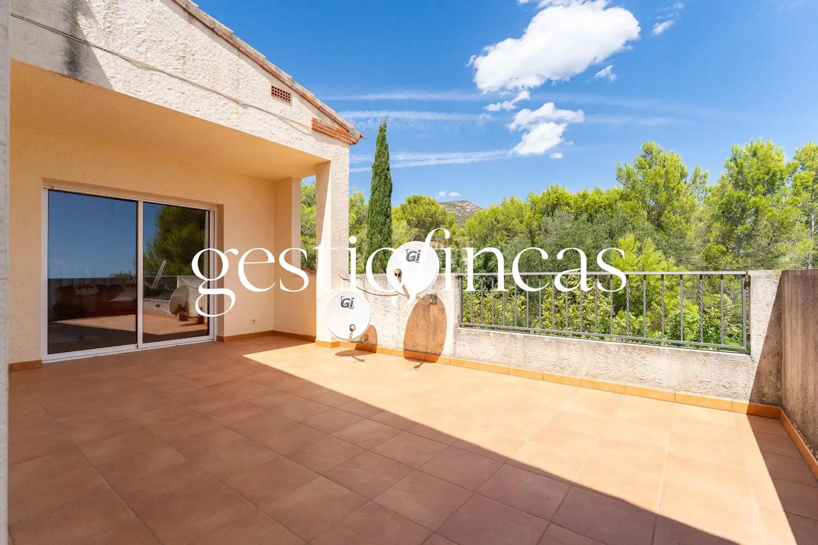 Terrace of Houses for sale in Pratdip  with Air Conditioner, Heating and Private garden