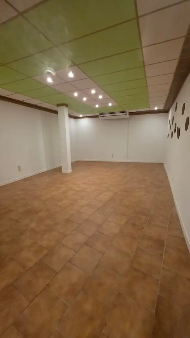 Local commercial à louer à Calle José Ramón Mélida 19, imagen 17