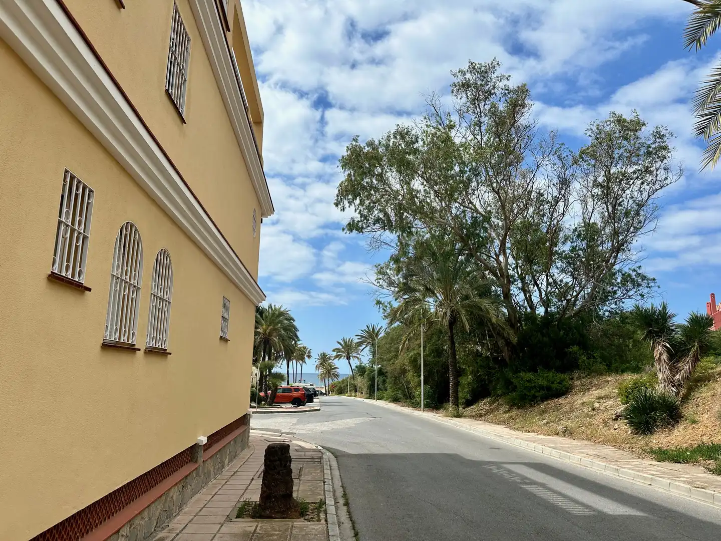 Vista exterior de Planta baixa de lloguer en Marbella amb Aire condicionat, Calefacció i Piscina